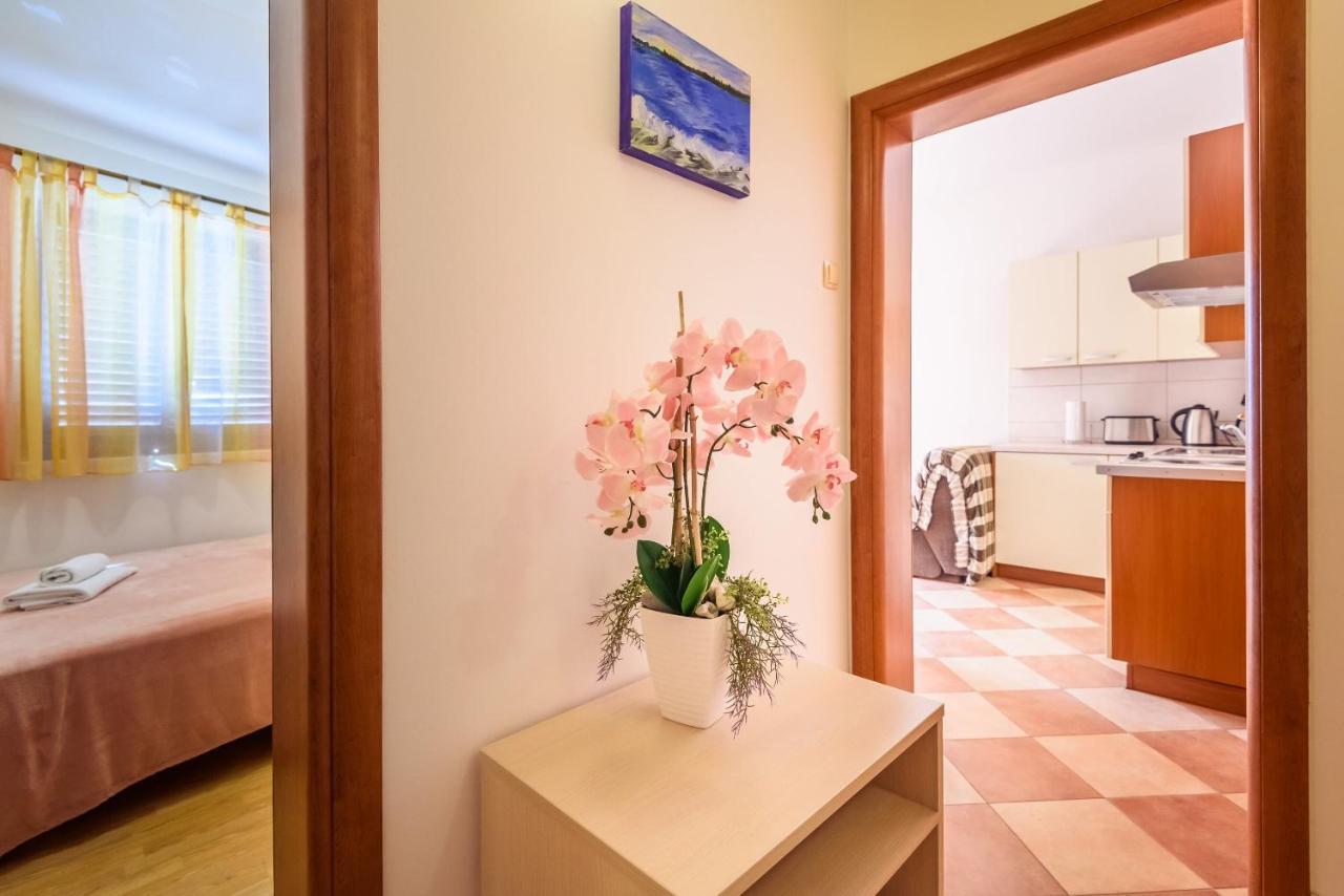 Apartments Zdravko Клек Экстерьер фото