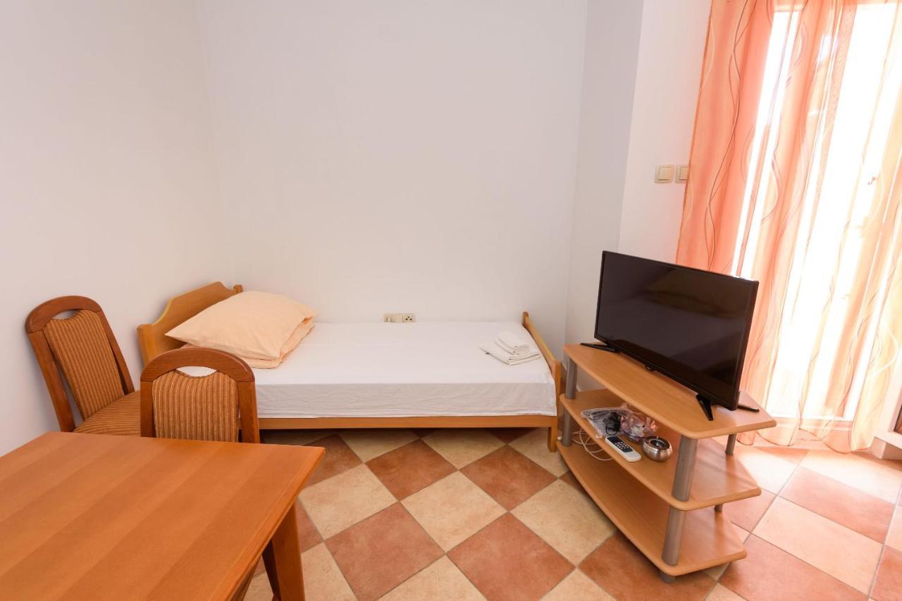 Apartments Zdravko Клек Экстерьер фото