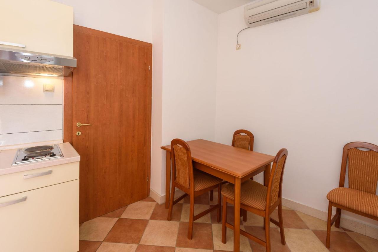 Apartments Zdravko Клек Экстерьер фото